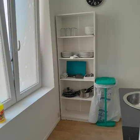 1 Bedroom Studio Sleeps 4 Bruxelles Extérieur photo